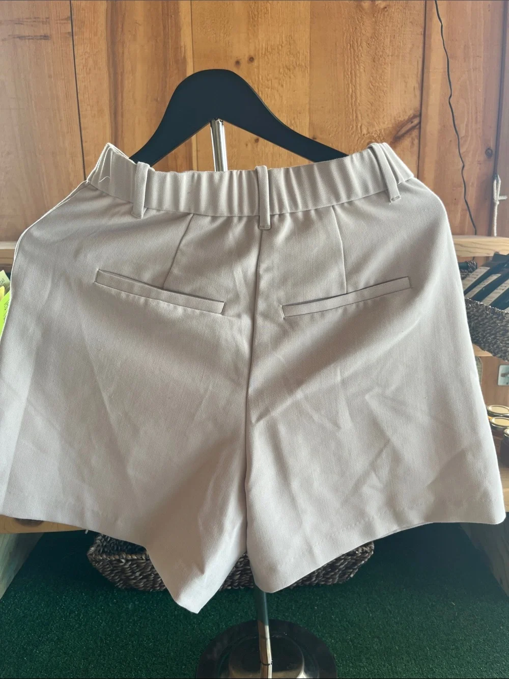 Abercrombie & Fitch High-Waist Pleated Shorts in Light Beige